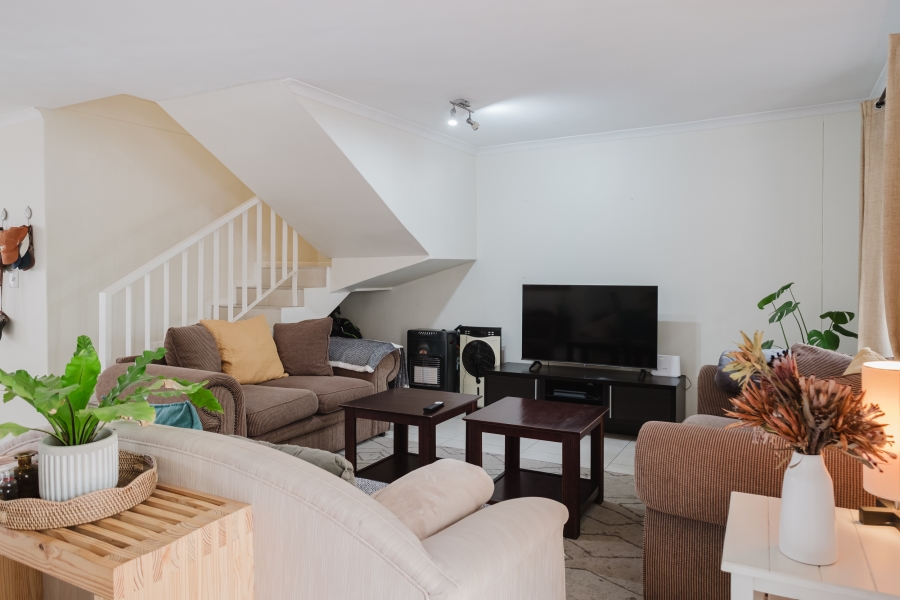 3 Bedroom Property for Sale in Gardens Western Cape